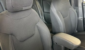 Comfort assoluto con la Jeep Renegade e-Hybrid Automatica pieno
