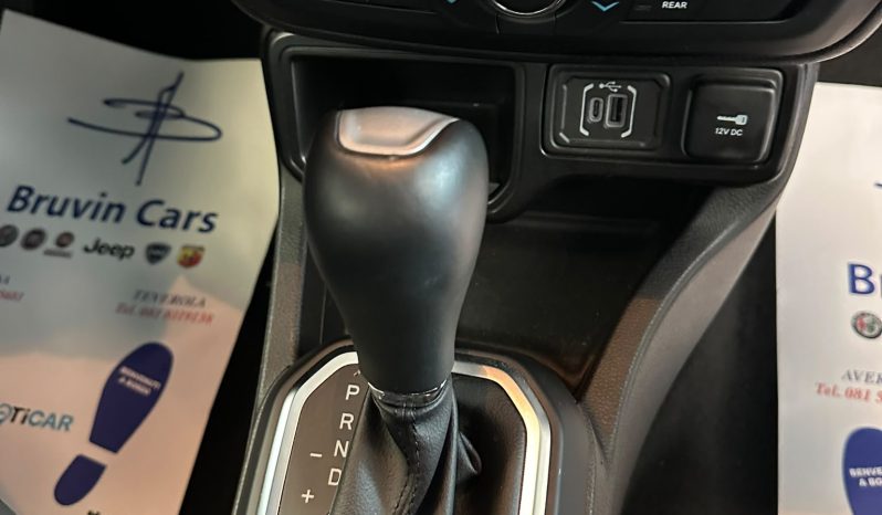 Comfort assoluto con la Jeep Renegade e-Hybrid Automatica pieno