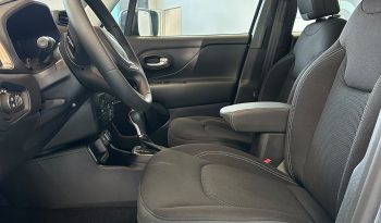 Comfort assoluto con la Jeep Renegade e-Hybrid Automatica pieno
