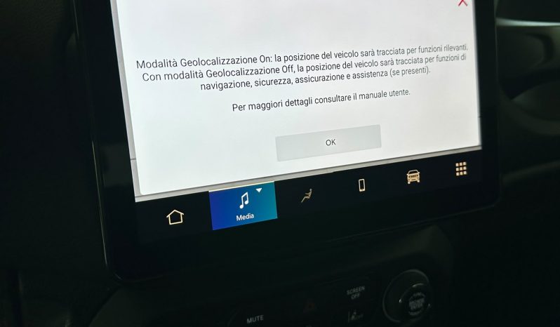 Comfort assoluto con la Jeep Renegade e-Hybrid Automatica pieno