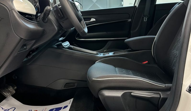 SALI A BORDO DELLA NUOVA FIAT 600… È PRONTA PER TE! pieno