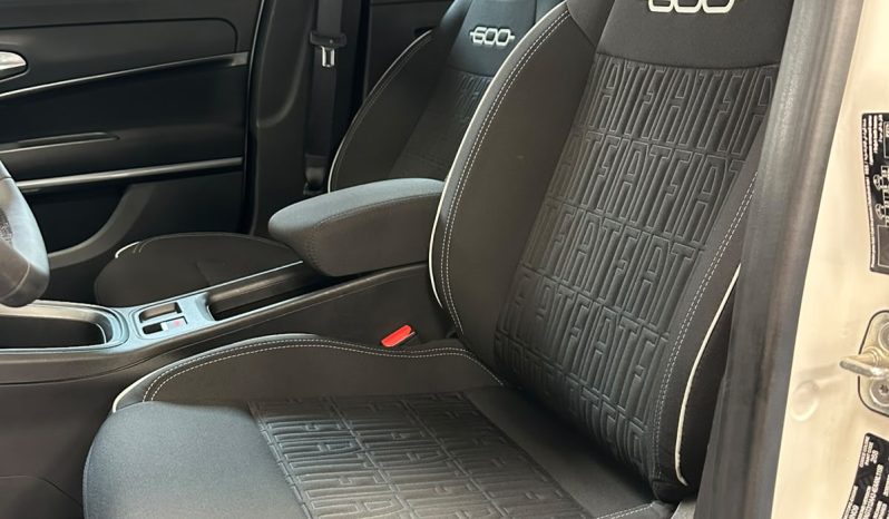SALI A BORDO DELLA NUOVA FIAT 600… È PRONTA PER TE! pieno