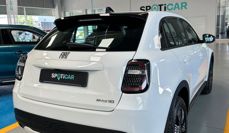 SALI A BORDO DELLA NUOVA FIAT 600… È PRONTA PER TE! pieno