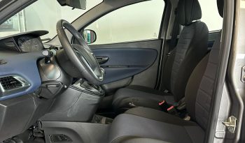 Lancia Ypsilon Platino 2024: Full Optional, Ibrida e Pronta da Guidare! pieno