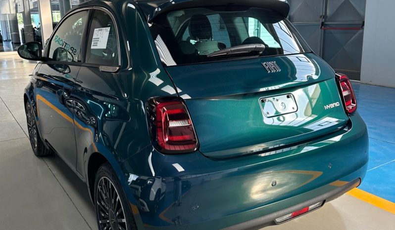 NUOVA FIAT 500 ICON HYBRID ⭐ KM ZERO – La regina delle city car ti aspetta! pieno