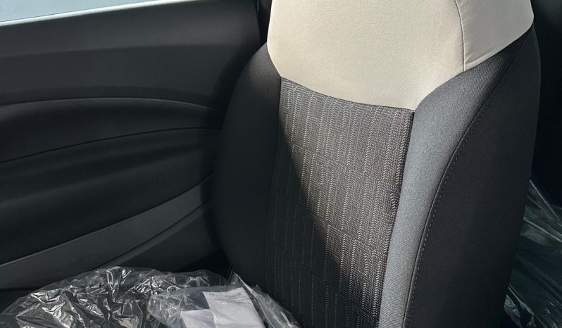 NUOVA FIAT 500 ICON HYBRID ⭐ KM ZERO – La regina delle city car ti aspetta! pieno