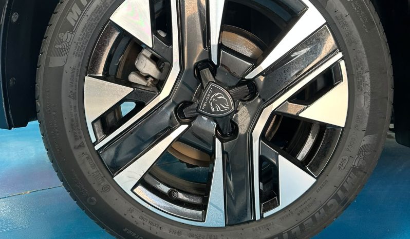 PEUGEOT 208 ALLURE: IMPOSSIBILE NON NOTARLA! pieno