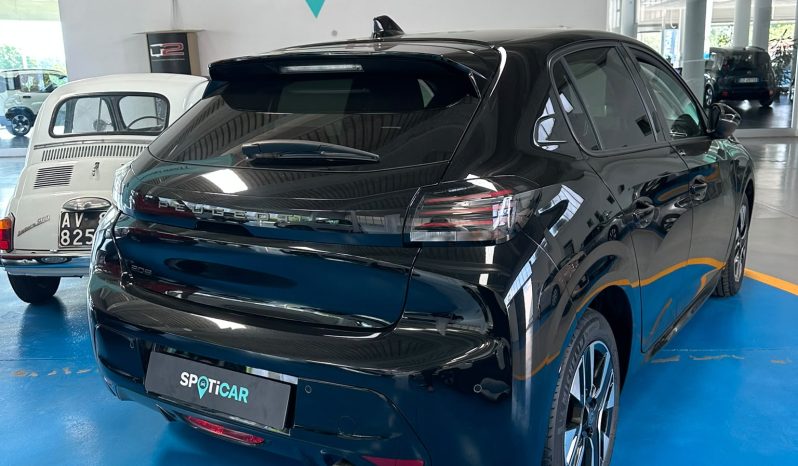 PEUGEOT 208 ALLURE: IMPOSSIBILE NON NOTARLA! pieno