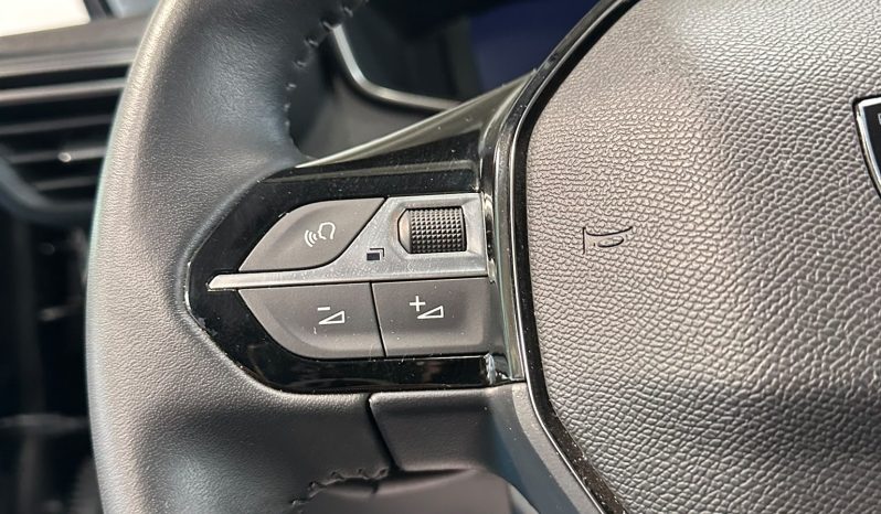 PEUGEOT 208 ALLURE: IMPOSSIBILE NON NOTARLA! pieno