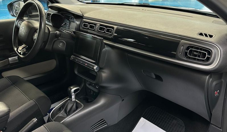 AUTOMATICA, BICOLORE E CON 110 CV: LA CITROËN C3 CHE NON PASSA INOSSERVATA! pieno