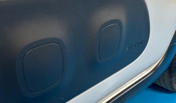 AUTOMATICA, BICOLORE E CON 110 CV: LA CITROËN C3 CHE NON PASSA INOSSERVATA! pieno