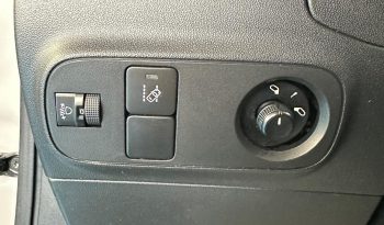 AUTOMATICA, BICOLORE E CON 110 CV: LA CITROËN C3 CHE NON PASSA INOSSERVATA! pieno