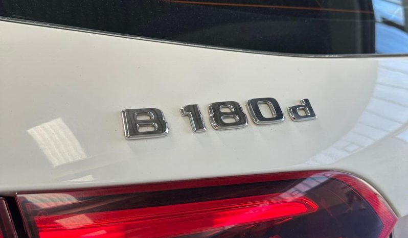 LA CLASSE B CHE STAVI CERCANDO! Mercedes-Benz 180 d Automatic Executive pieno