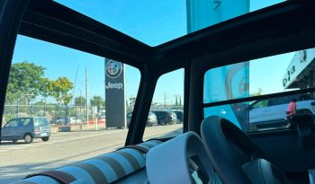 PICCOLA, ELETTRICA, INCONFONDIBILE! Scopri la Fiat Topolino! pieno