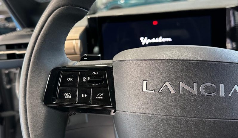 LA CITY CAR PREMIUM HA UN NUOVO NOME: YPSILON! pieno