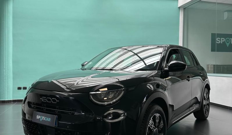 NERA, AUTOMATICA E HYBRID… CHE FIAT 600! pieno