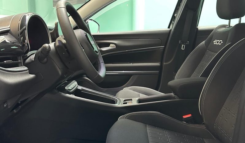 NERA, AUTOMATICA E HYBRID… CHE FIAT 600! pieno