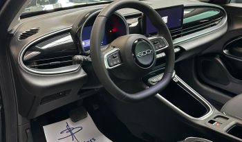 NERA, AUTOMATICA E HYBRID… CHE FIAT 600! pieno