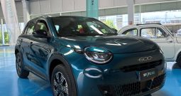 LA 600 CHE SI FA NOTARE – 145 CV, HYBRID E AUTOMATICA!