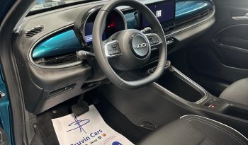 LA 600 CHE SI FA NOTARE – 145 CV, HYBRID E AUTOMATICA! pieno