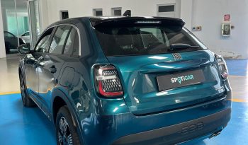 LA 600 CHE SI FA NOTARE – 145 CV, HYBRID E AUTOMATICA! pieno