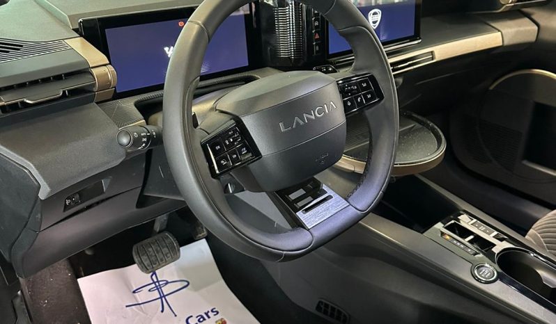 Una Ypsilon, un livello superiore pieno