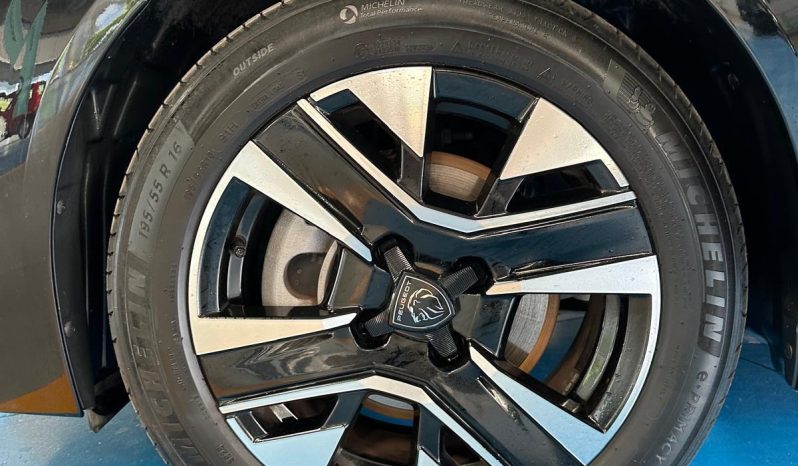 PEUGEOT 208 IL TUO PROSSIMO COLPO DI STILE pieno