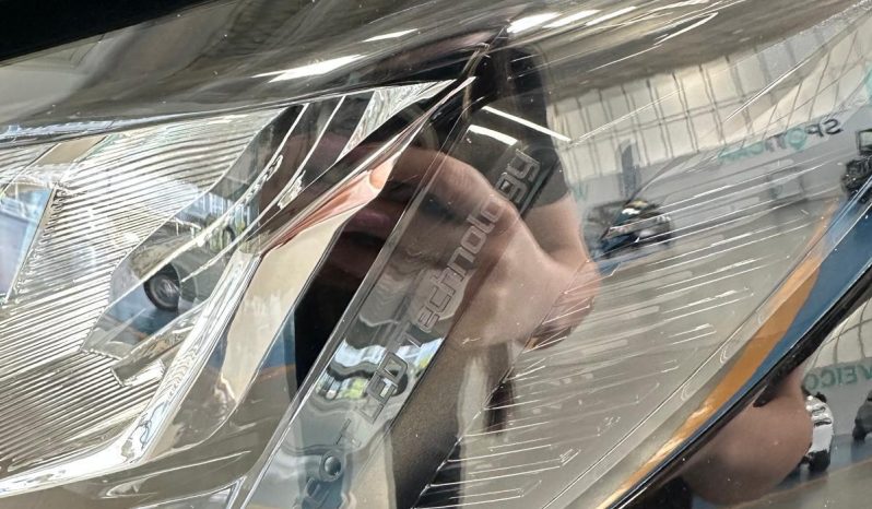 PEUGEOT 208 IL TUO PROSSIMO COLPO DI STILE pieno