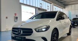 CLASSE B 180 D AUTOMATICA – SALI A BORDO