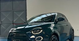500e LA PRIMA – ELEGANZA ELETTRIZZANTE