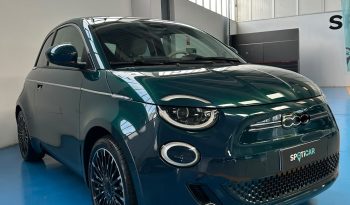 500e LA PRIMA – ELEGANZA ELETTRIZZANTE pieno