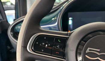 500e LA PRIMA – ELEGANZA ELETTRIZZANTE pieno