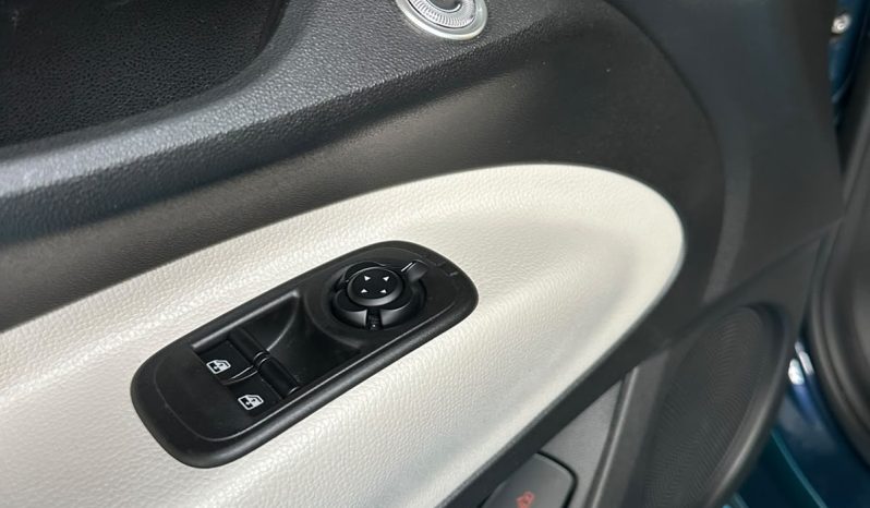 500e LA PRIMA – ELEGANZA ELETTRIZZANTE pieno