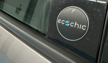 ELEGANTE, HYBRID, PRONTA A PARTIRE! pieno