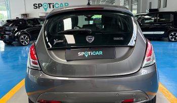 ELEGANTE, HYBRID, PRONTA A PARTIRE! pieno