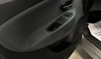 ELEGANTE, HYBRID, PRONTA A PARTIRE! pieno