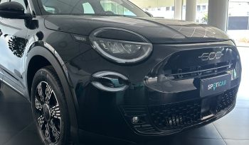 FIAT 600: COMPATTA, GRINTOSA, HYBRID! pieno