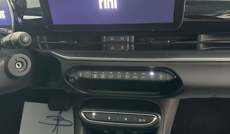 FIAT 600: COMPATTA, GRINTOSA, HYBRID! pieno
