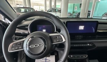 FIAT 600: COMPATTA, GRINTOSA, HYBRID! pieno