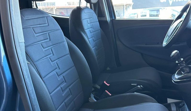 YPSILON PLATINO HYBRID: L’ELEGANZA CHE STAVI CERCANDO! pieno