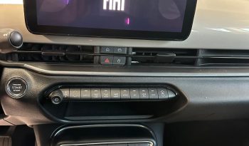 CREMA CAPPUCCINO, 145 CV E CAMBIO AUTOMATICO: È LA FIAT 600!! pieno