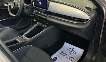 CREMA CAPPUCCINO, 145 CV E CAMBIO AUTOMATICO: È LA FIAT 600!! pieno