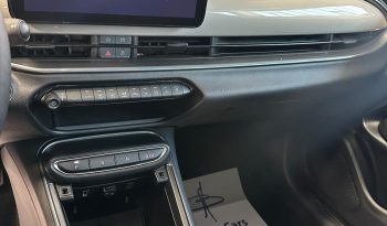 CREMA CAPPUCCINO, 145 CV E CAMBIO AUTOMATICO: È LA FIAT 600!! pieno