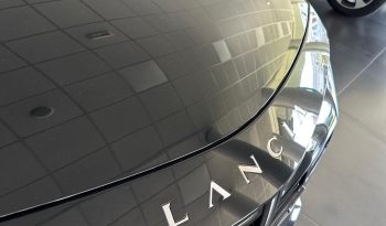 NUOVA YPSILON LX HYBRID: LO STILE ITALIANO È CAMBIATO! pieno