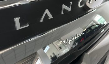 NUOVA YPSILON LX HYBRID: LO STILE ITALIANO È CAMBIATO! pieno