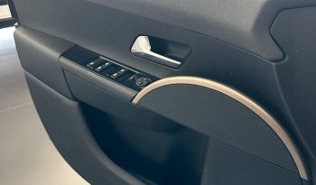 NUOVA YPSILON LX HYBRID: LO STILE ITALIANO È CAMBIATO! pieno