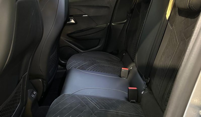 PEUGEOT 208 GT HYBRID: SPORTIVA, AUTOMATICA, IRRESISTIBILE! pieno