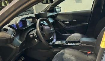 PEUGEOT 208 GT HYBRID: SPORTIVA, AUTOMATICA, IRRESISTIBILE! pieno
