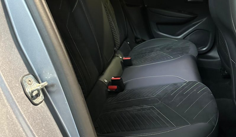 PEUGEOT 208 GT HYBRID: SPORTIVA, AUTOMATICA, IRRESISTIBILE! pieno